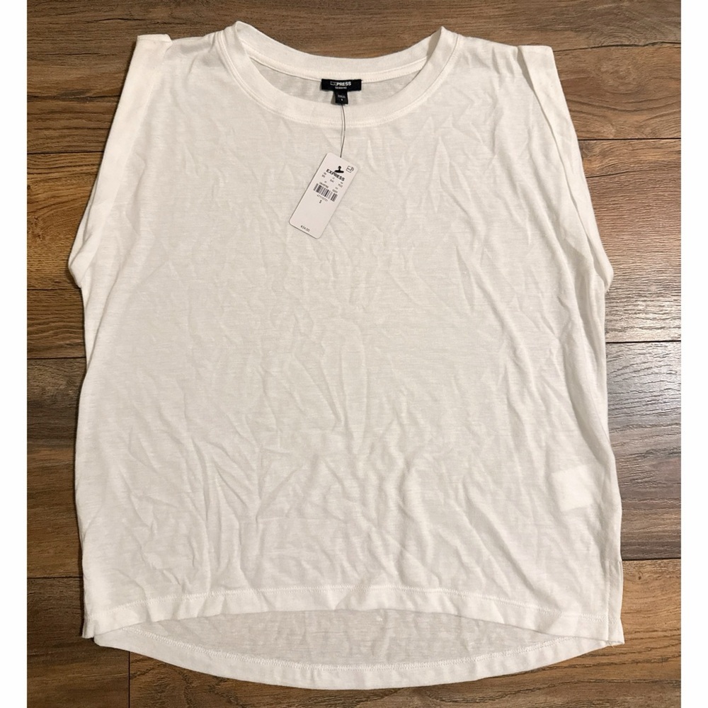 Express Skimming Size Small White Rolled Trim Sleeveless Shirt NWT